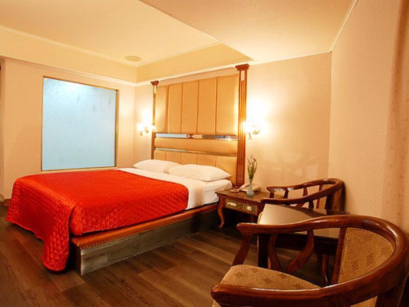 Spring Art Hotel Kaohsiung Luaran gambar